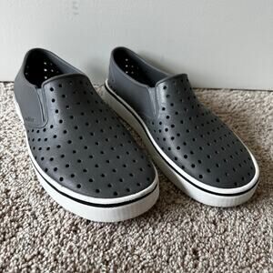 Native Miles Shoes Slip On Dublin Grey/ Shell White Men's Size 6 Women's 8